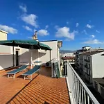 Appartamento Attico Ampio E Luminoso Con Terrazza Panoramica