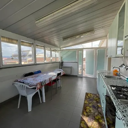 شقة Attico Ampio E Luminoso Con Terrazza Panoramica